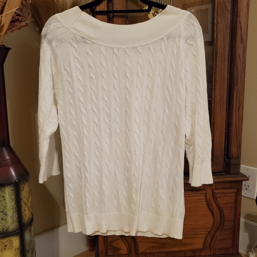 New York & Company Women's Scoop Neck Sweater - Picture 5 of 7